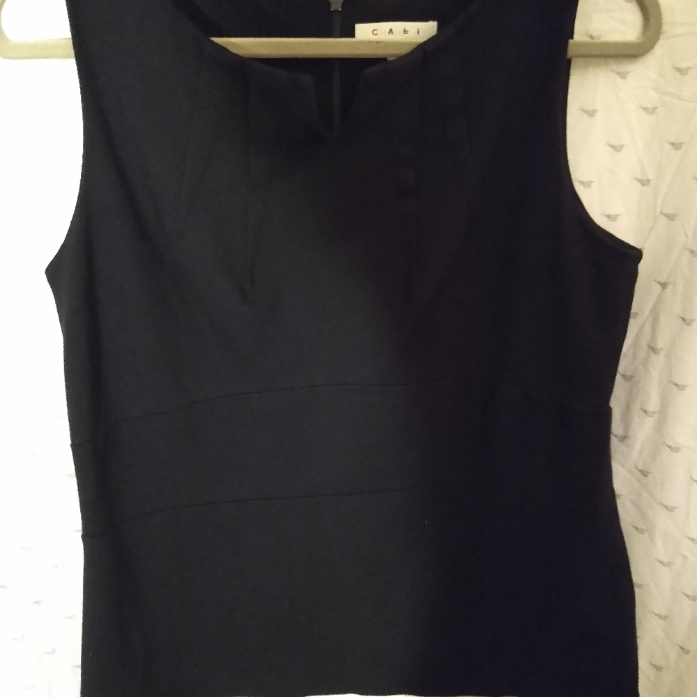 Sleeveless black silk lining Cabi top zip up back